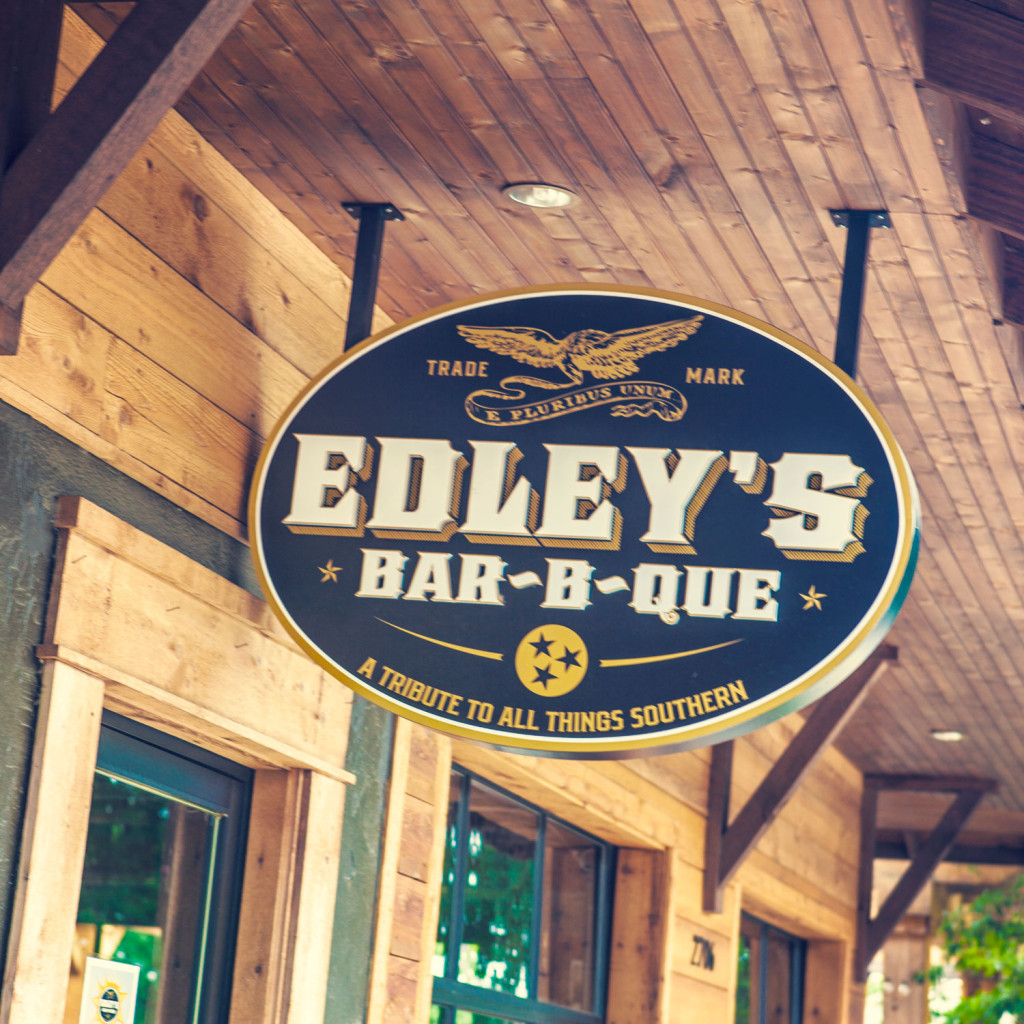 Edley's-BBQ_Exterior