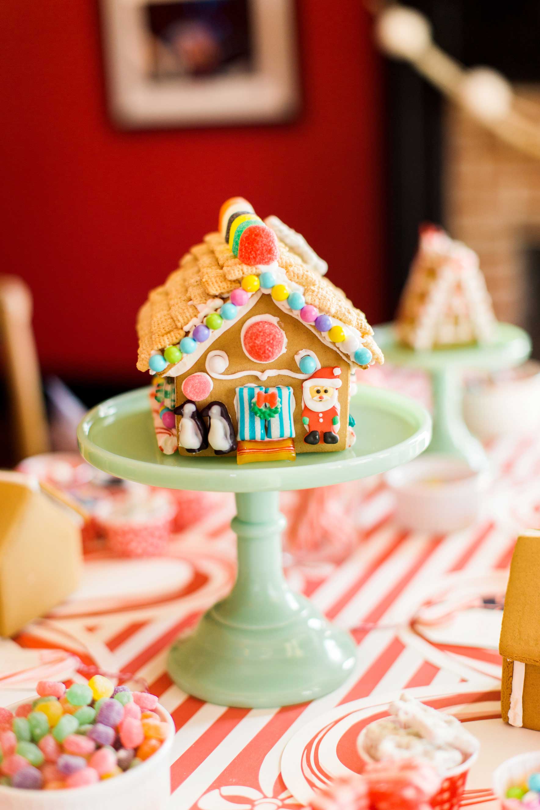 It's a Gingerbread House Decorating Party! | Love, Reese BlogDraper ...