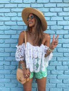 Draper James Greenhill Blossom Scallop Short